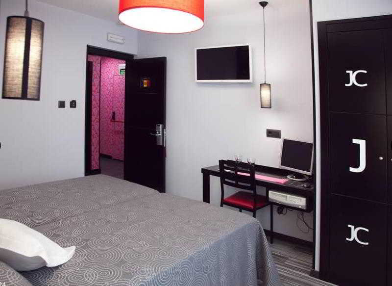 Jc Rooms Santo Domingo Мадрид Экстерьер фото